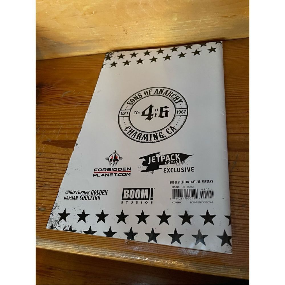 Sons of anarchy #4 HTF Photo Cover Forbidden Planet Jetpack Variant - Picture 2 of 2